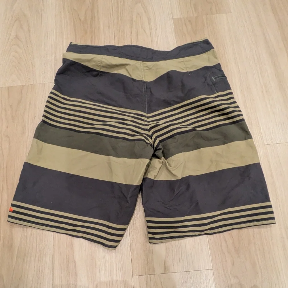 Patagonia Men Swim Shorts Brown With Stripes Size 3